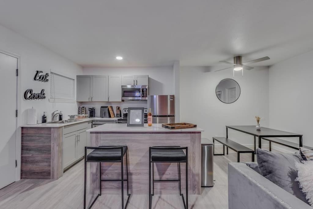 New Montrose Gem! To Museum District & Downtown Houston